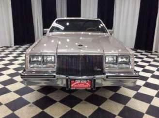 1984 Buick Riviera Base for sale 