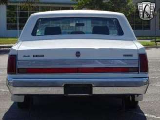 1989 Lincoln Town Car for sale  photo 4