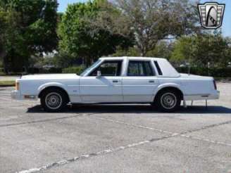 1989 Lincoln Town Car for sale  photo 2