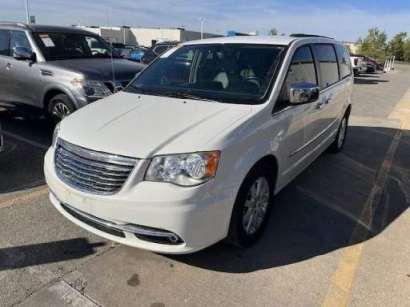 2012 Chrysler Town & Country Touring-L used